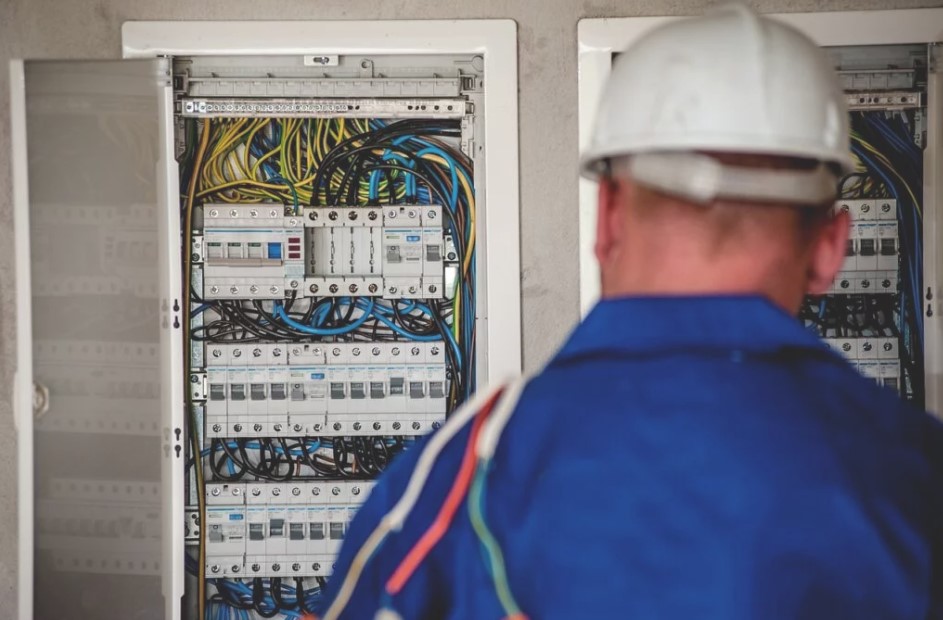 Electrician Huntsville Your Ultimate Guide to Reliable 24/7 Service, Hot Tub, and Pool Electrical Needs